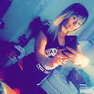 Meet your Posher, Courtney